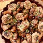 Rezept Hackbällchen - Ein Partyklassiker mit vielen leckeren Variationen und weiteren Ideen für ein Partybuffet.