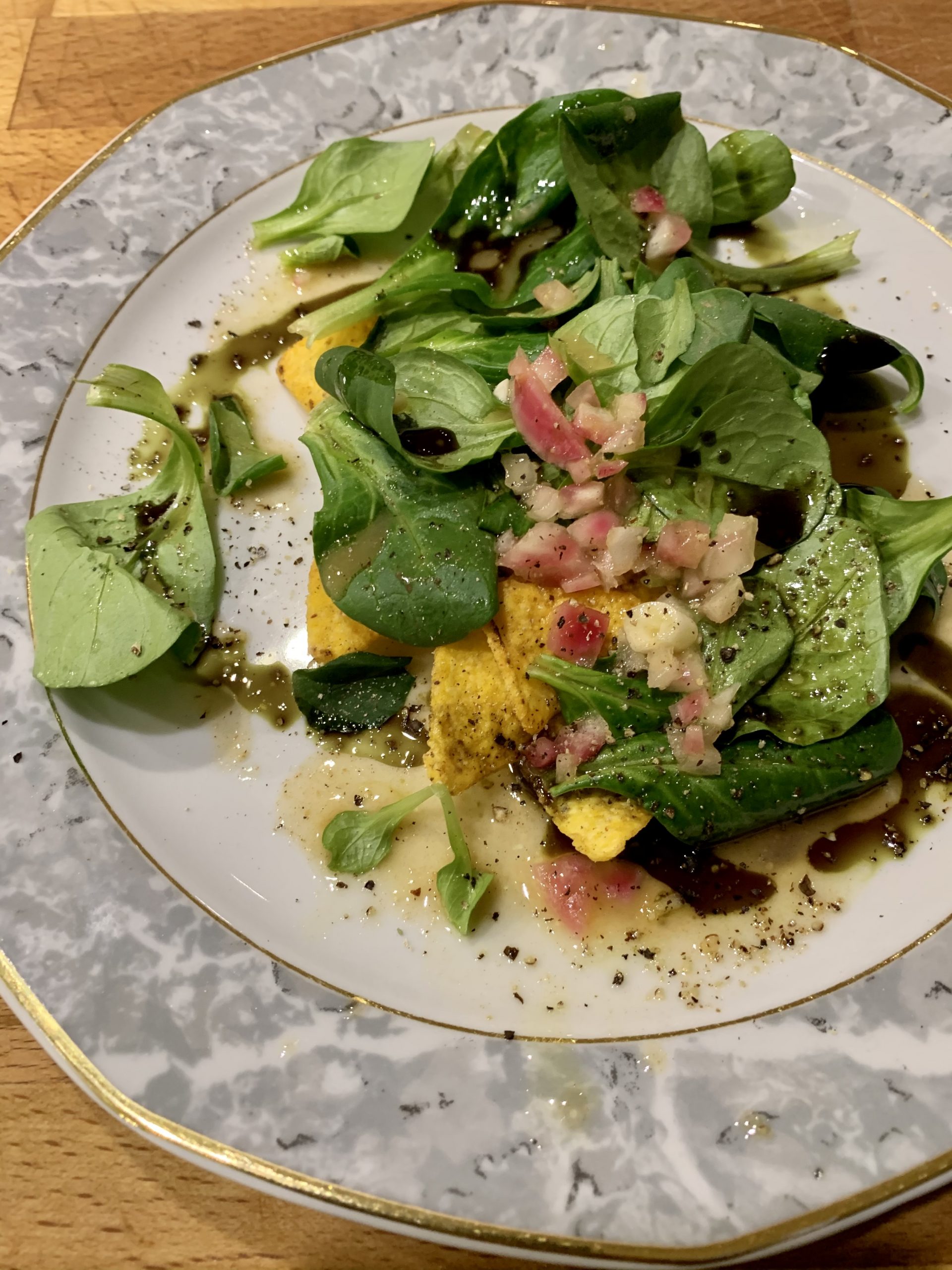 Nachos mit Feldsalat