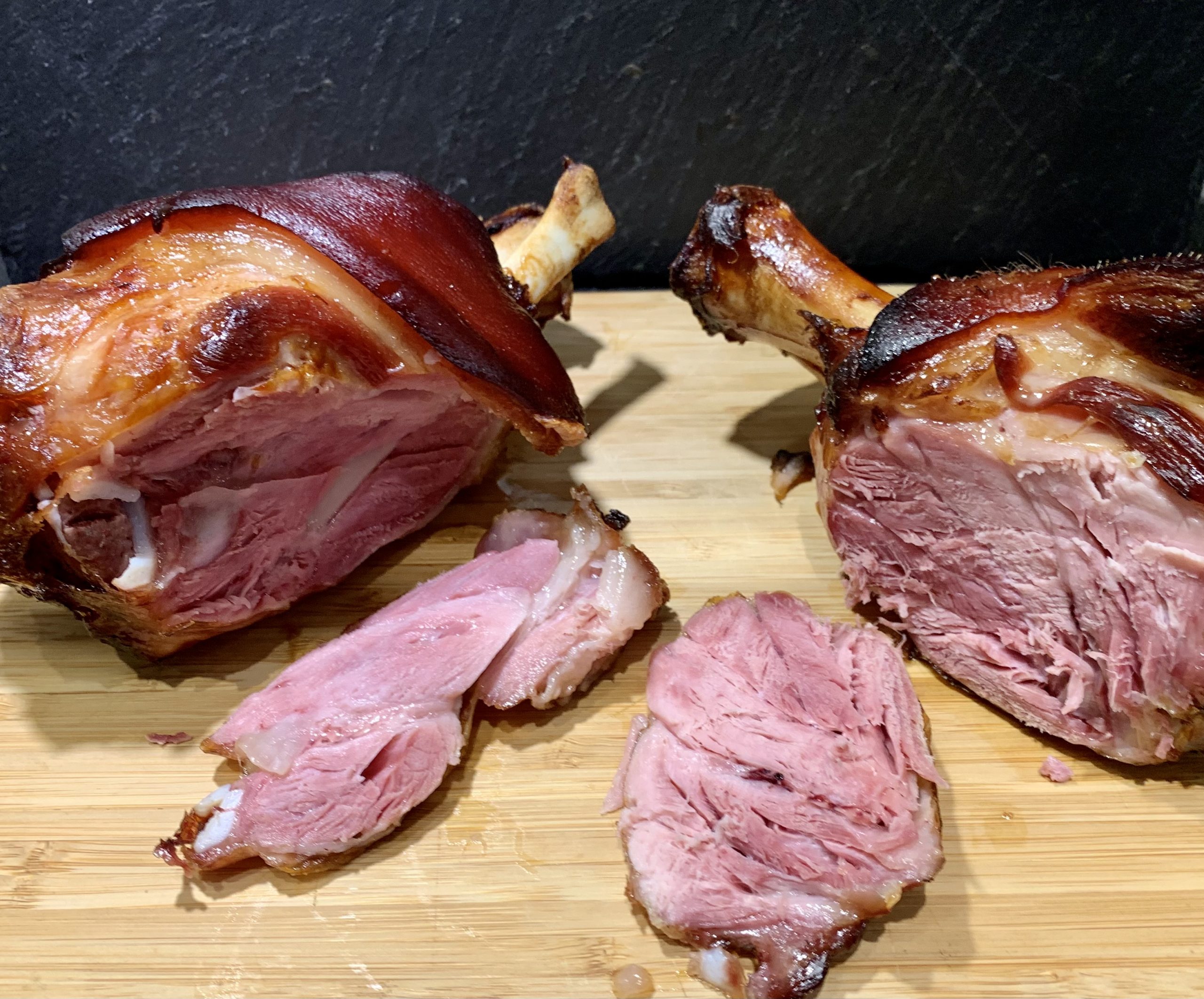 Hämmchen oder Eisbein: der Unterschenkel/-arm vom Schwein Hämmchen oder Eisbein: der Unterschenkel/-arm vom Schwein