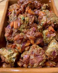 Albondigas, spanische Hackbällchen