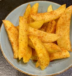Kartoffelwedges aus frischen Kartoffeln