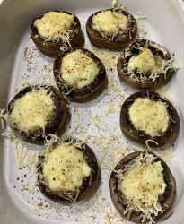 Champignons mit  Käse-Kräutercreme-Füllung