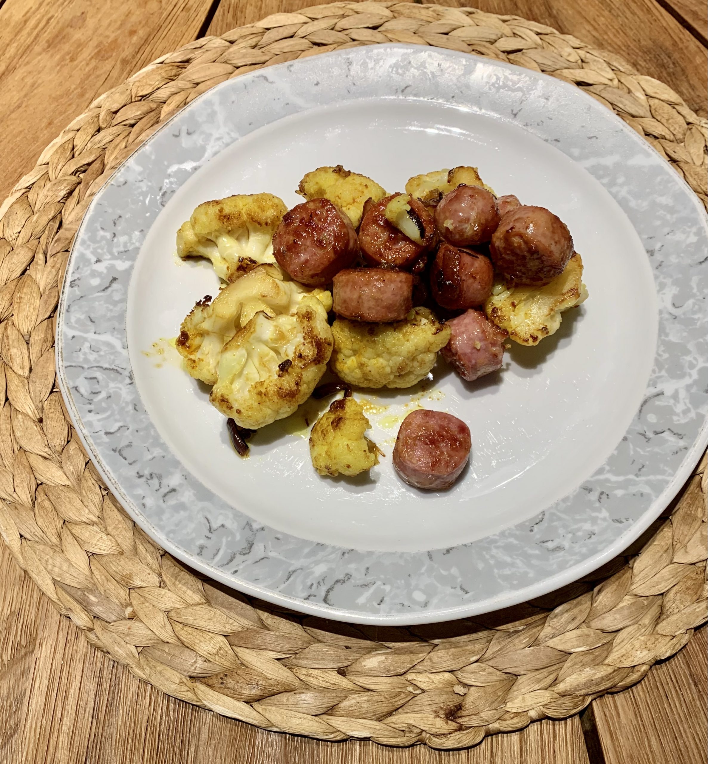 Gebratener Blumenkohl mit Salsicca