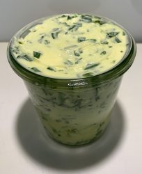 Bärlauchbutter aus frischem Bärlauch