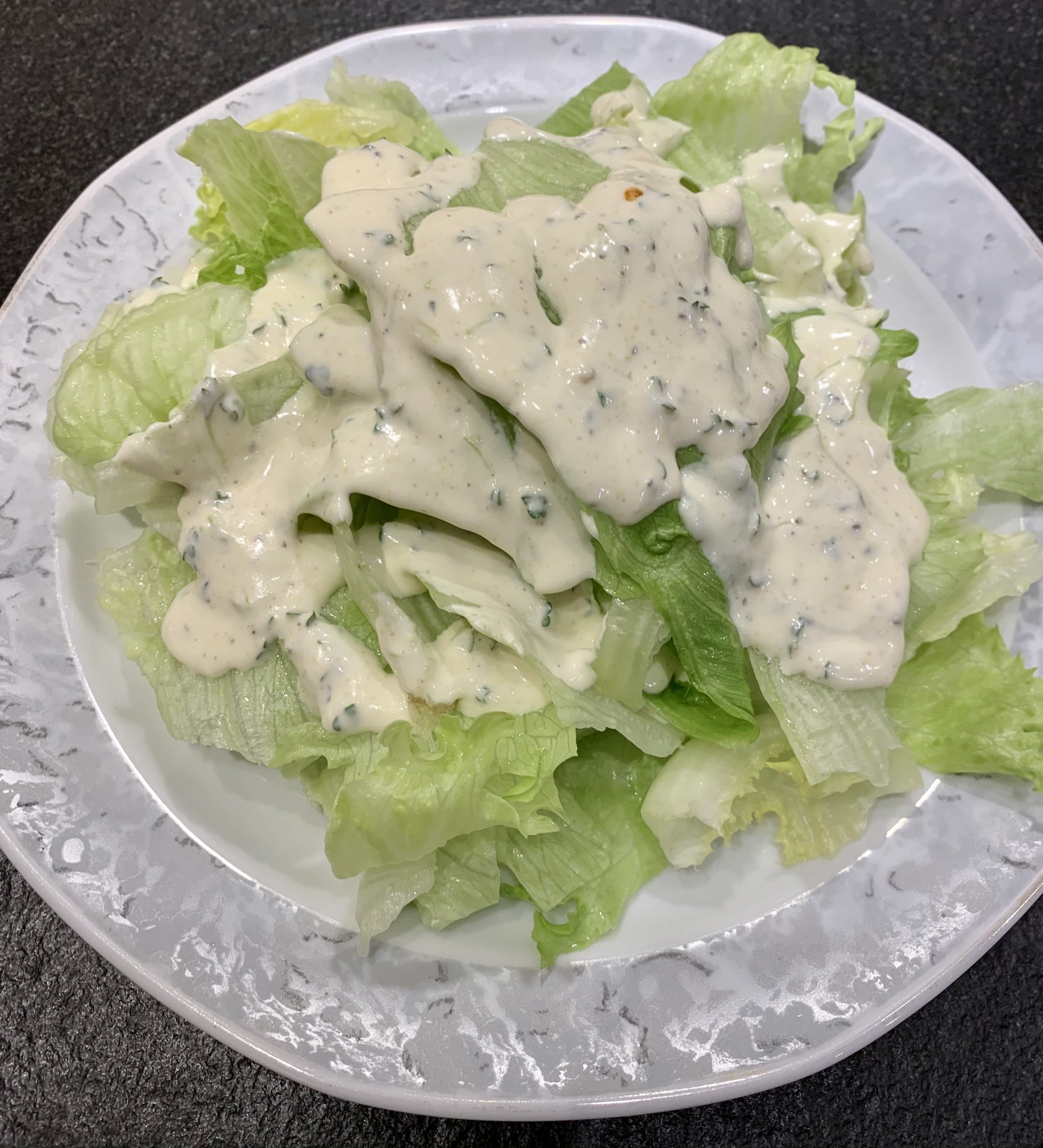 Eisbergsalat mit Kresse Dressing Eisbergsalat mit Kresse Dressing