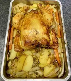 Gebratenes Hähnchen im französisch-holländischen Stil