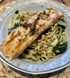 Fettuccine di Salmone e Spinaci