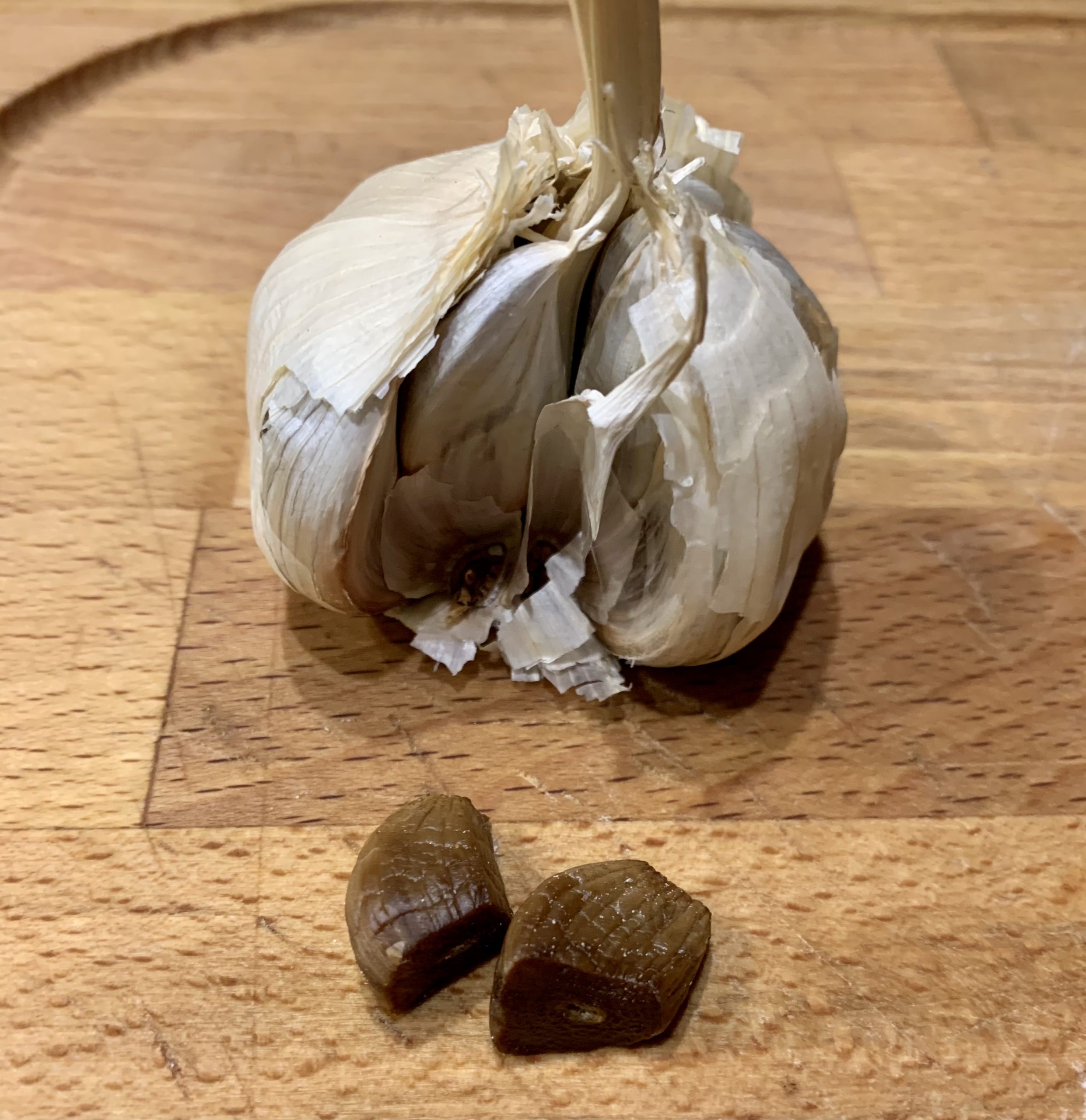 Schwarzer Knoblauch