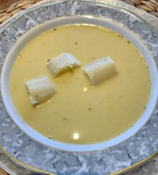 Cremiges Spargelsüppchen