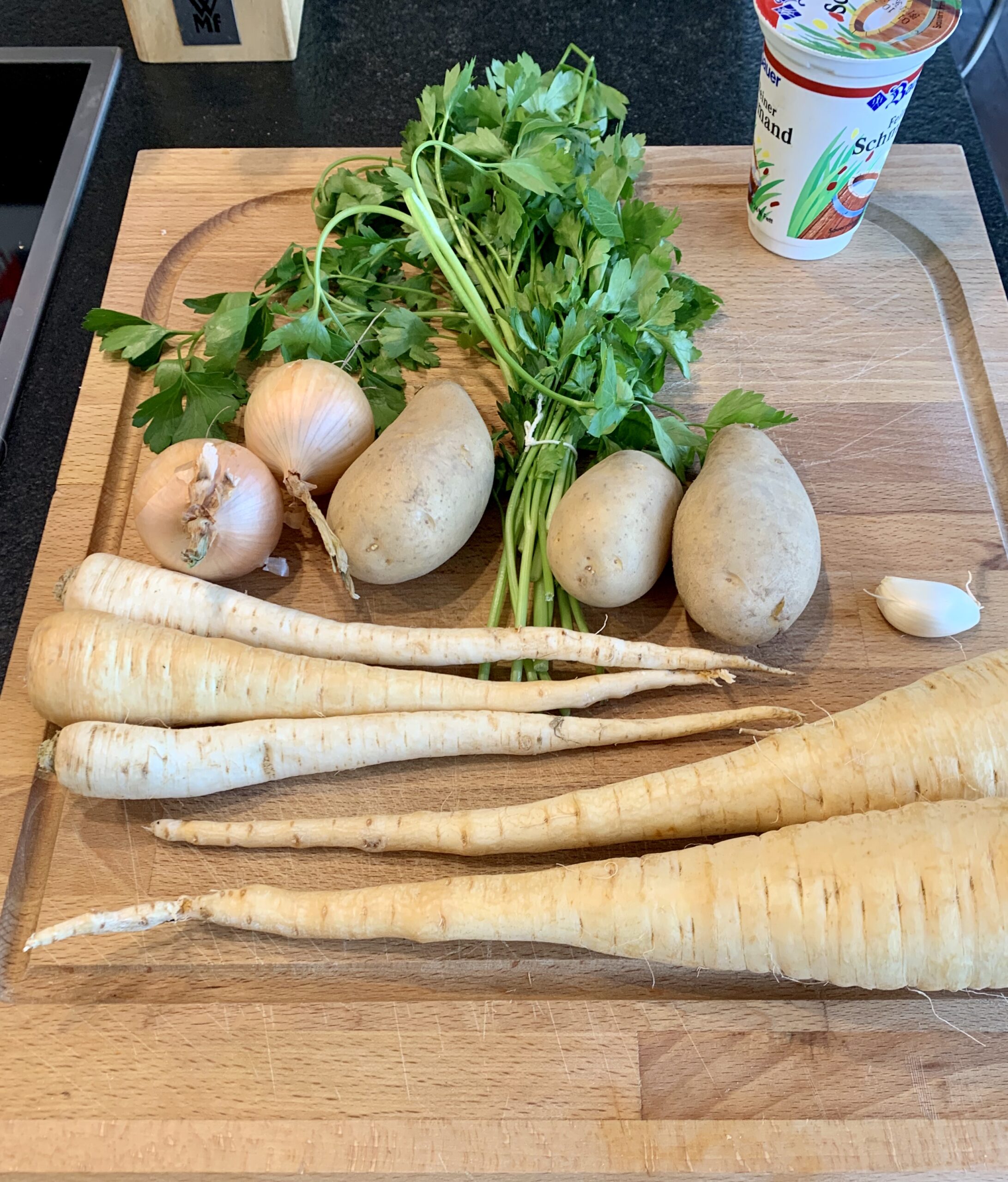 Pastinake und Petersilienwurzel