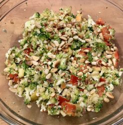 Brokkoli Apfel Salat