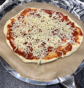 Pizza formaggio belegen