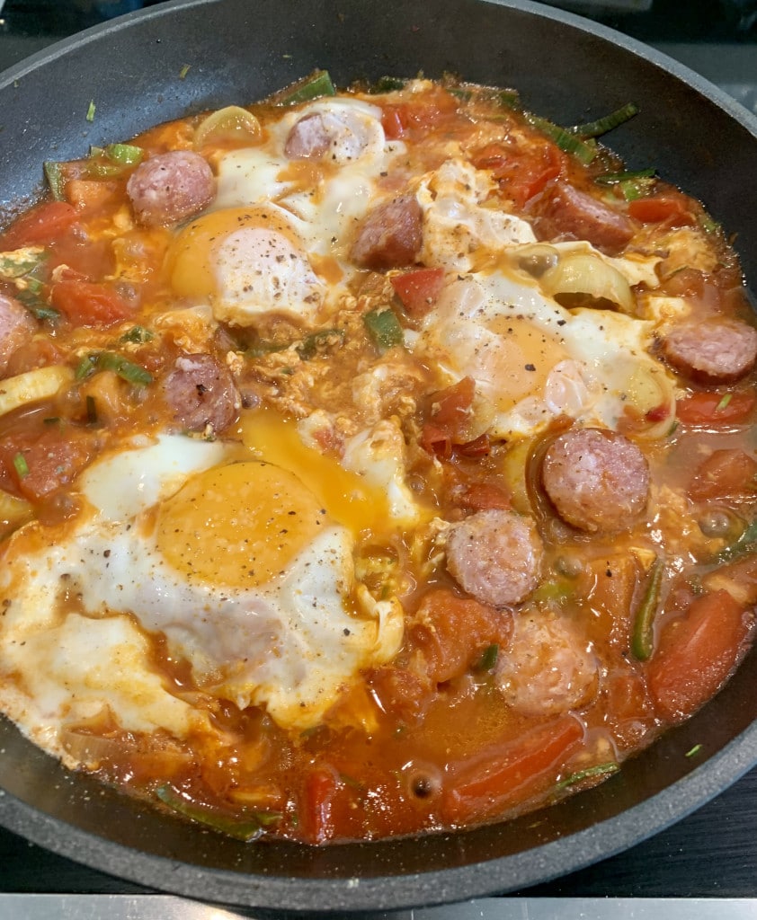 Wööschtsche met Ei - Cologne Mett-Art