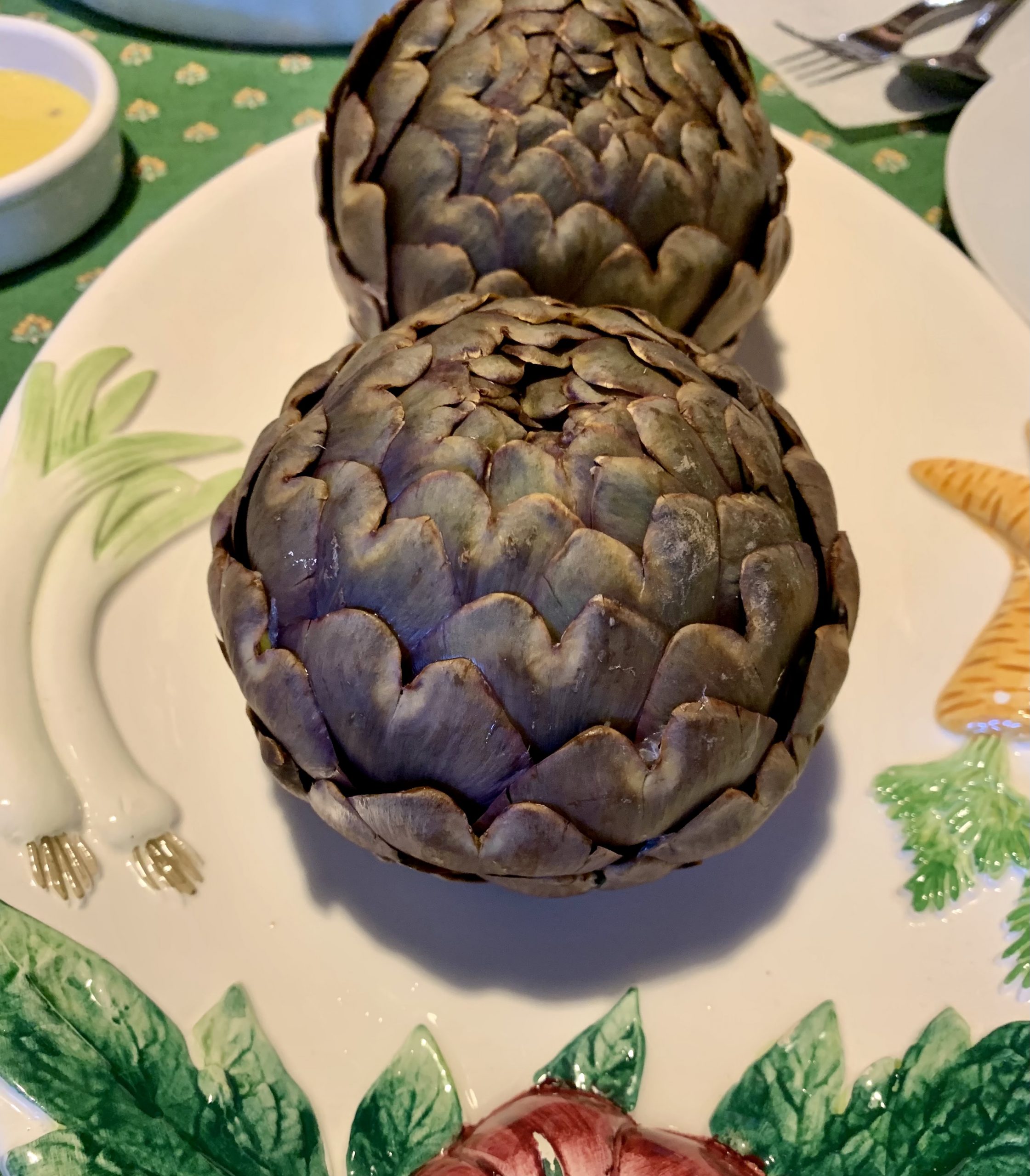 Artischocken mit Estragon Vinaigrette