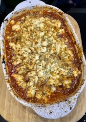 Mediterranes Gemüse mit Feta überbacken