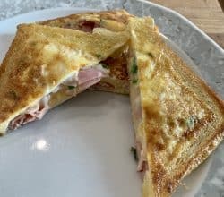 Schinken-Ei-Käse Toast