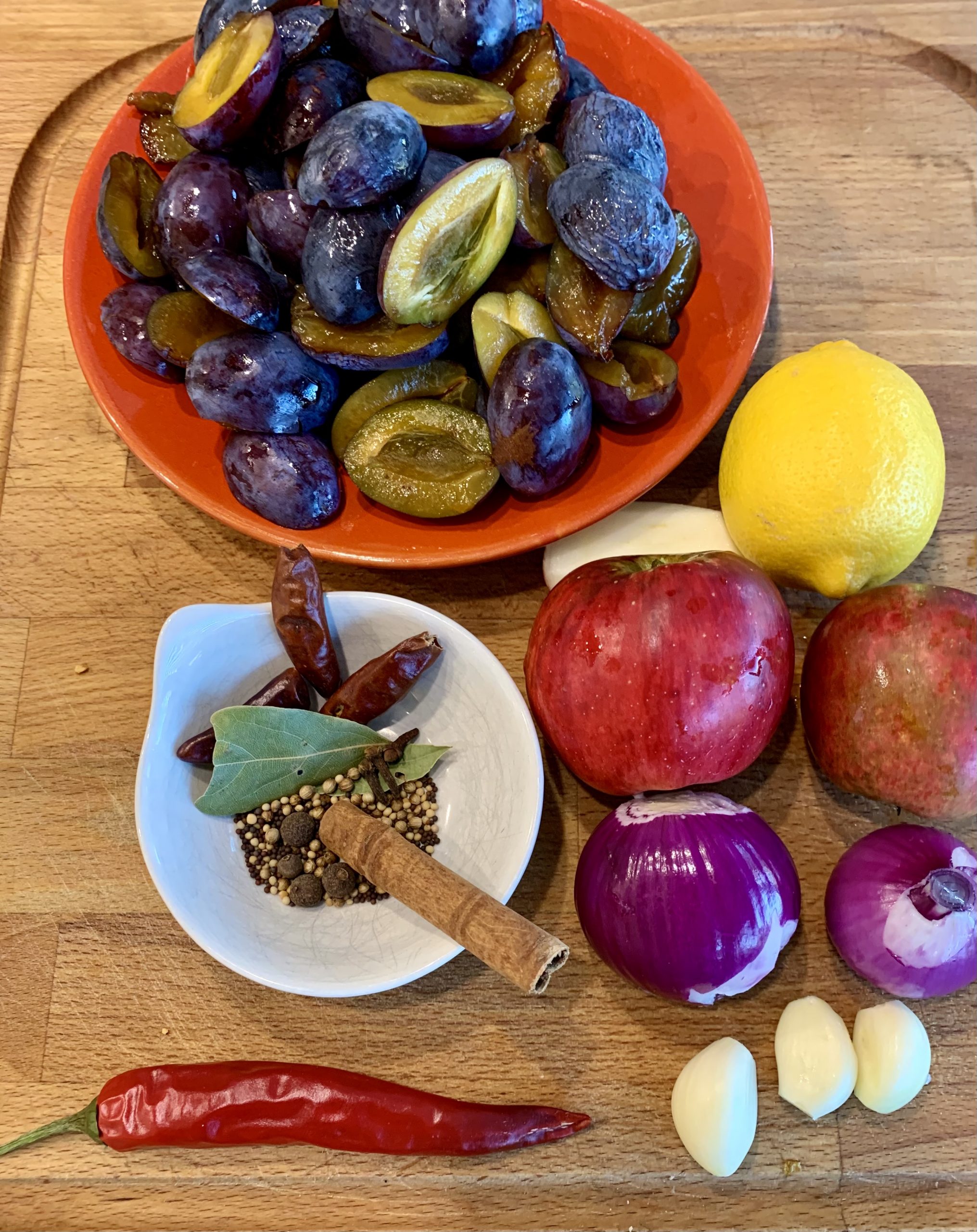 Pflaumen-Apfel Chutney