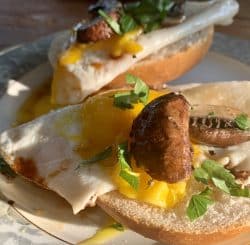 Spiegelei mit gebratenen Champignons