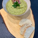 Französische Erbsensuppe