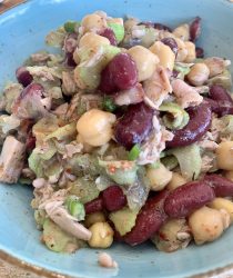 Rote Bohnen-Kichererbsen-Thunfisch Salat