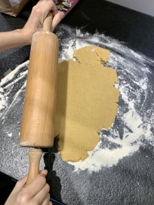 Teig ausrollen (Ausstecherle)