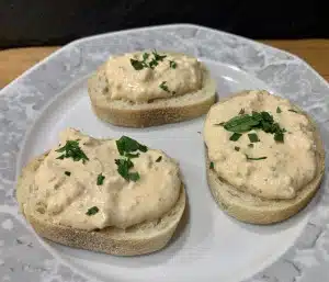 Kopanisti - griechischer Brotaufstrich