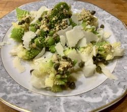 Romanesco siciliano con capperi e limone