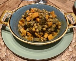 Auberginen-Kichererbsen-Süßkartoffel Curry