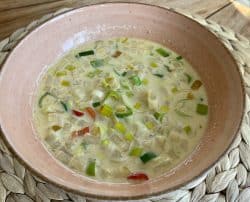 Asiatische Currysuppe mit Hähnchen