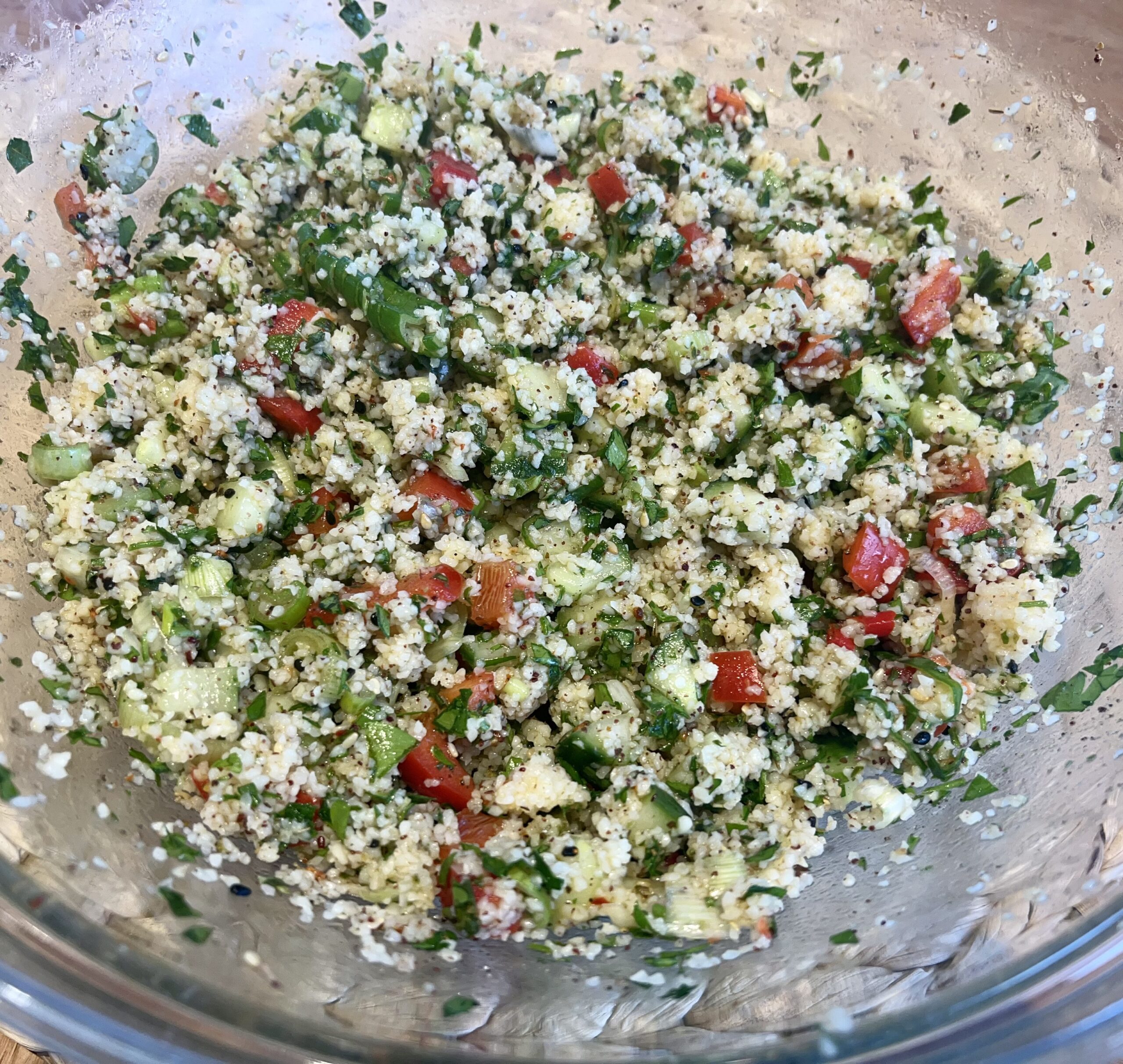 Türkischer Couscous Salat mit Chili (scharf)