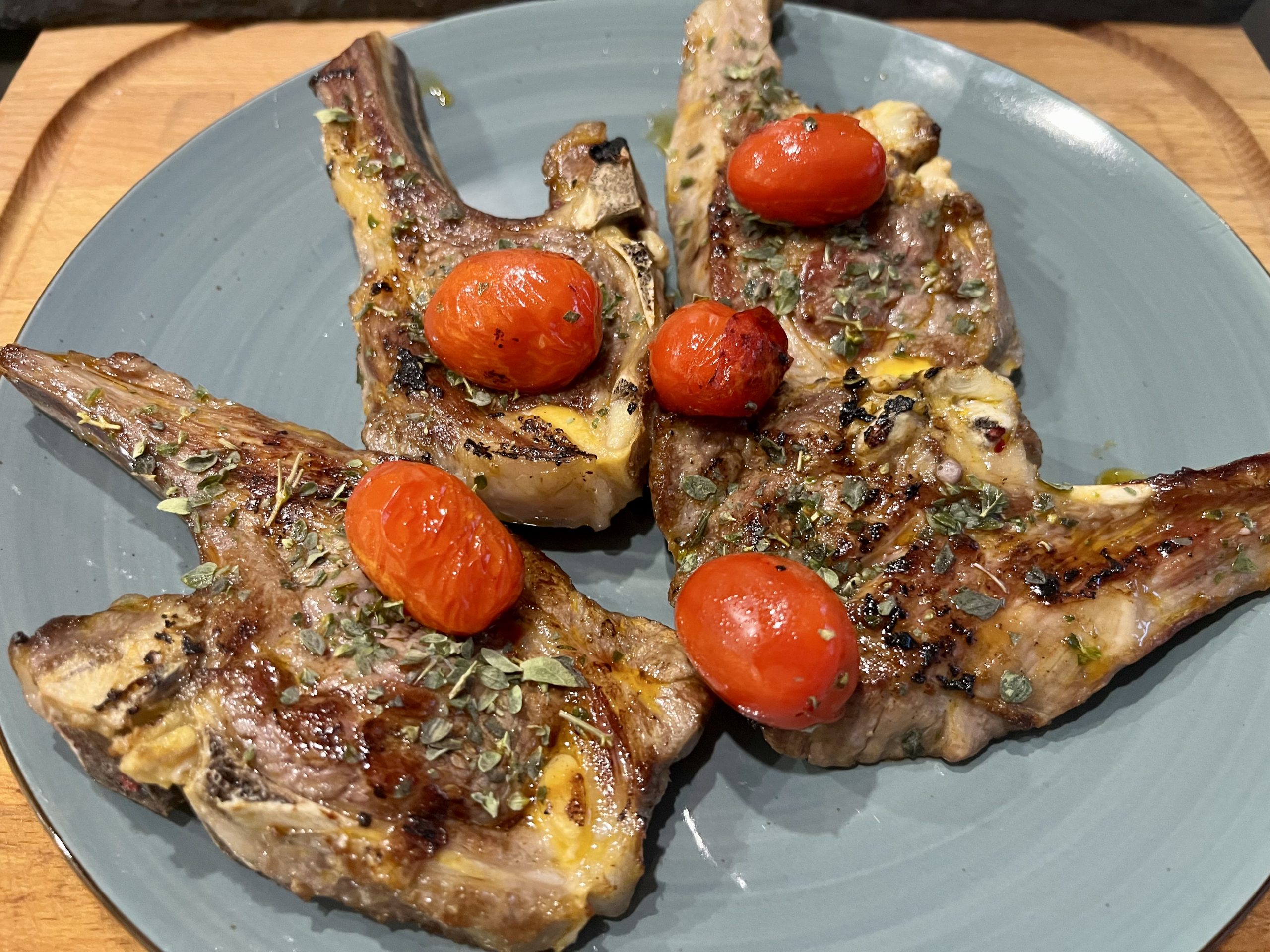 Griechische Lammkoteletts Griechische Lammkoteletts