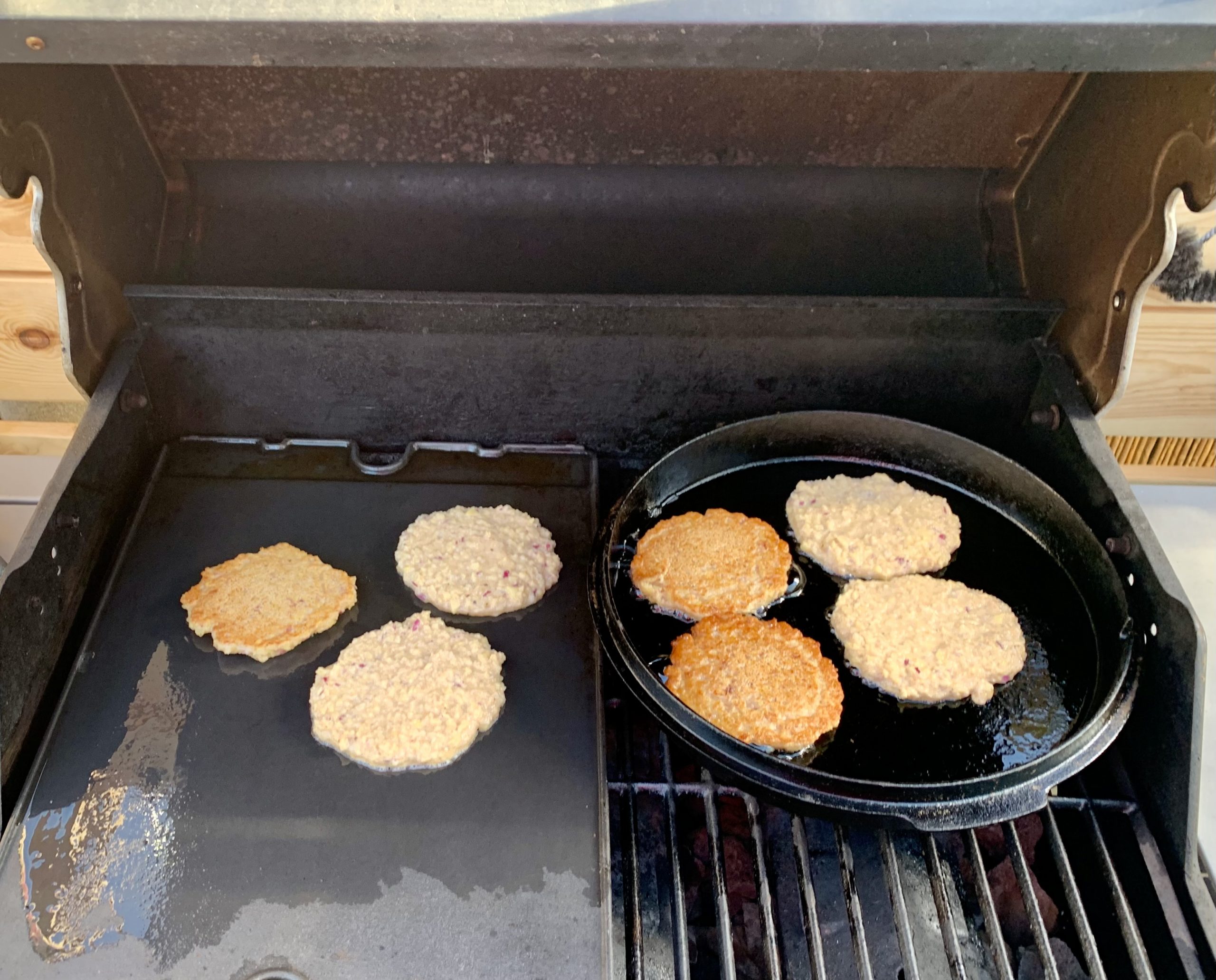 Reibekuchen auf dem Gasgrill