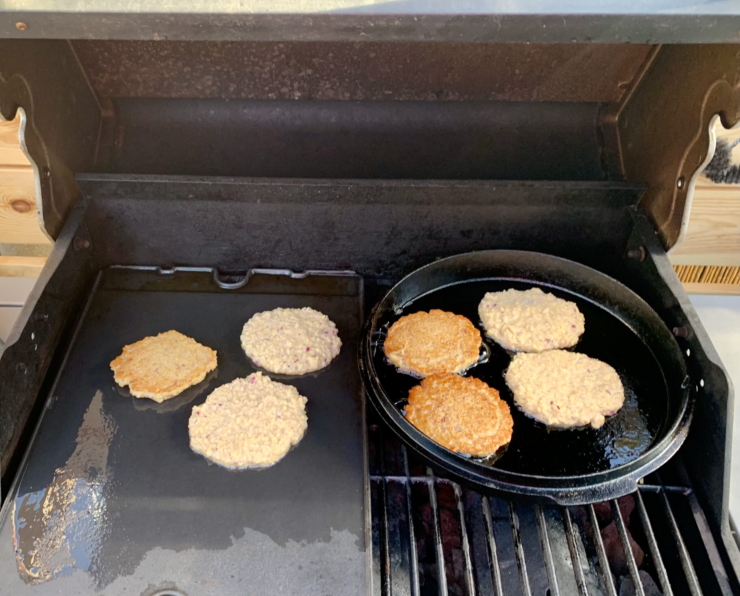 Reibekuchen auf dem Gasgrill