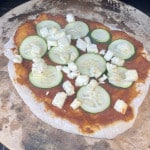 Pizza Zucchini und Feta