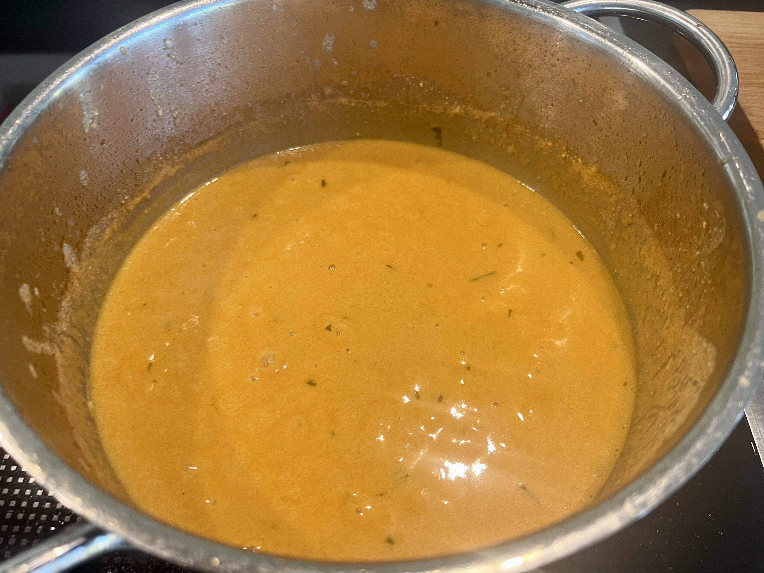 Parmesansauce mit Estragon