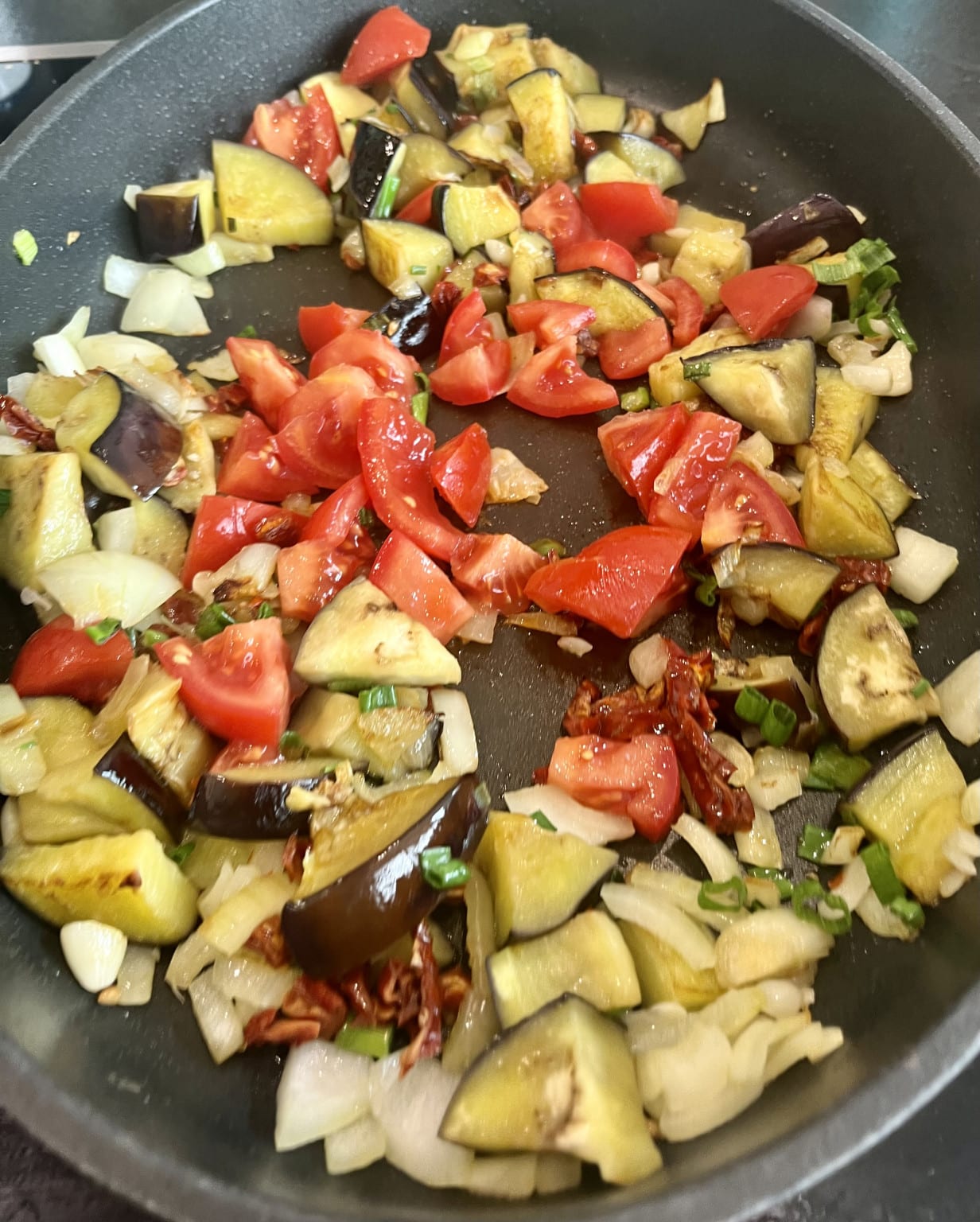 Caponata - sizilianisches Schmorgemüse Caponata - sizilianisches Schmorgemüse