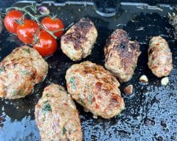 Köfte auf der Plancha
