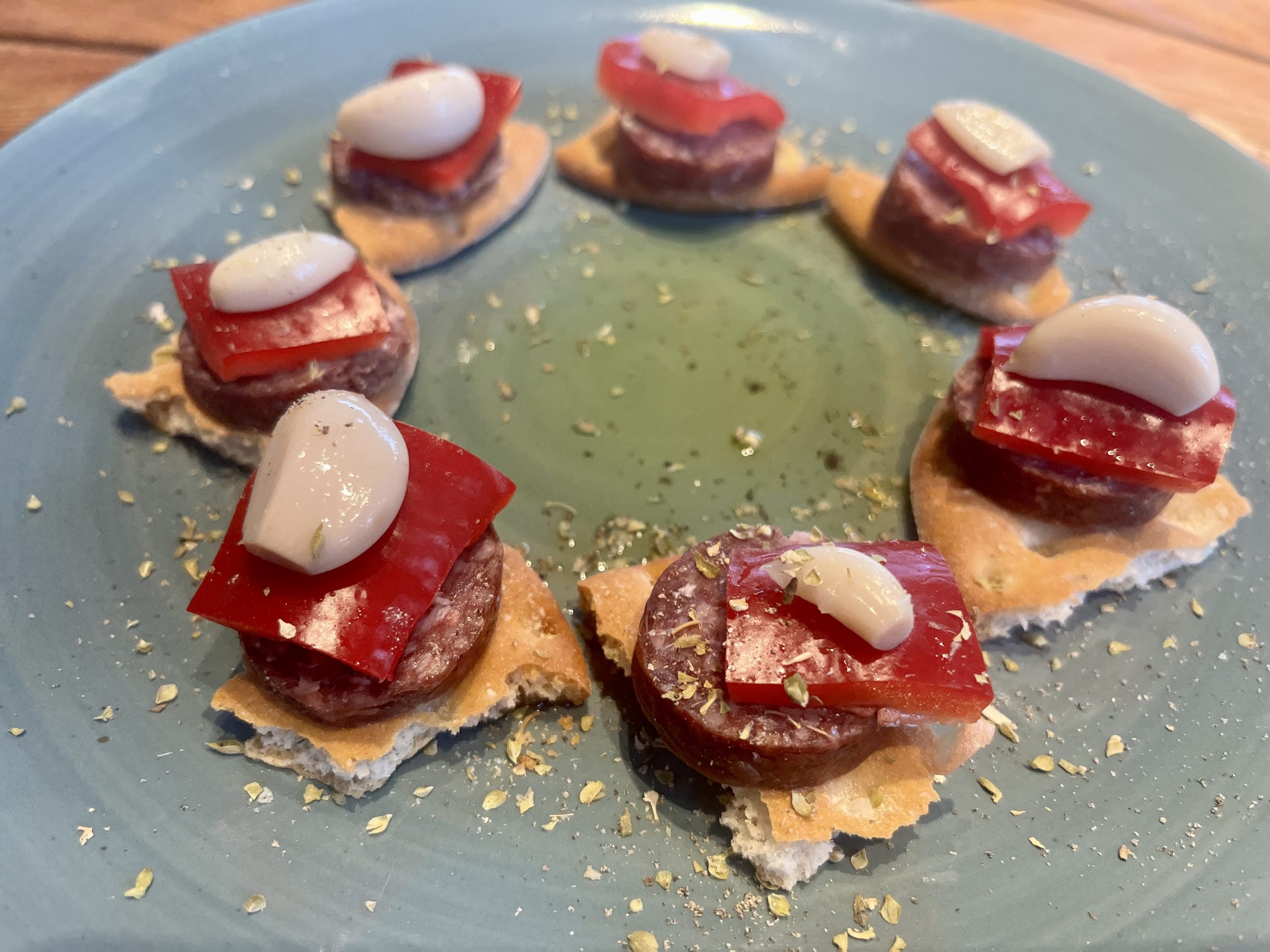 Sucuk-Knoblauch Cracker