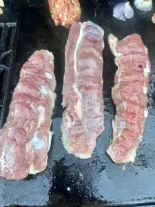 Lammfilet auf der Plancha