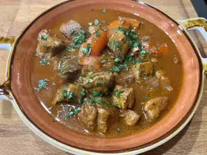 Rheinisches Krüstchen Gulasch