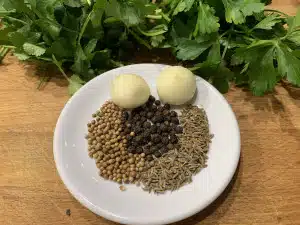 Gewürze für den Jus