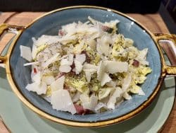 Shirataki Nudeln mit Wirsing-Speck-Sahne Sauce