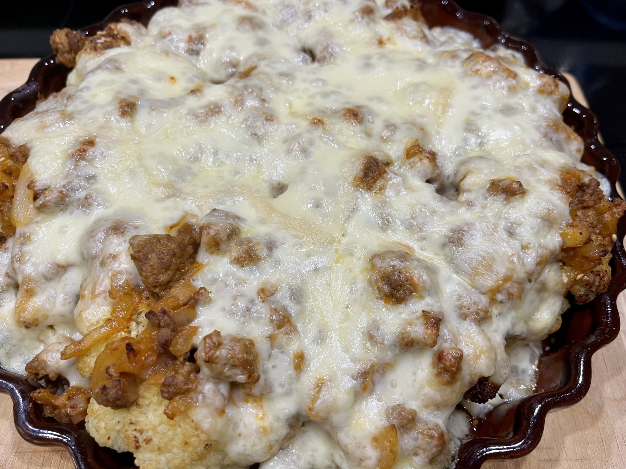 Blumenkohlauflauf mit Hackfleisch und Käse überbacken Blumenkohlauflauf mit Hackfleisch und Käse überbacken