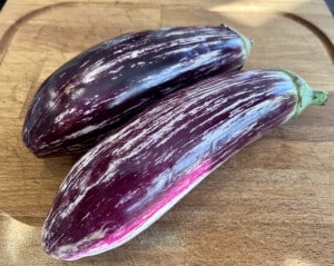 Gestreifte Aubergine
