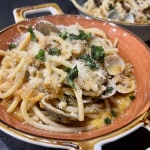 Pici alle vongole - toskanische Spaghetti mit Venusmuscheln