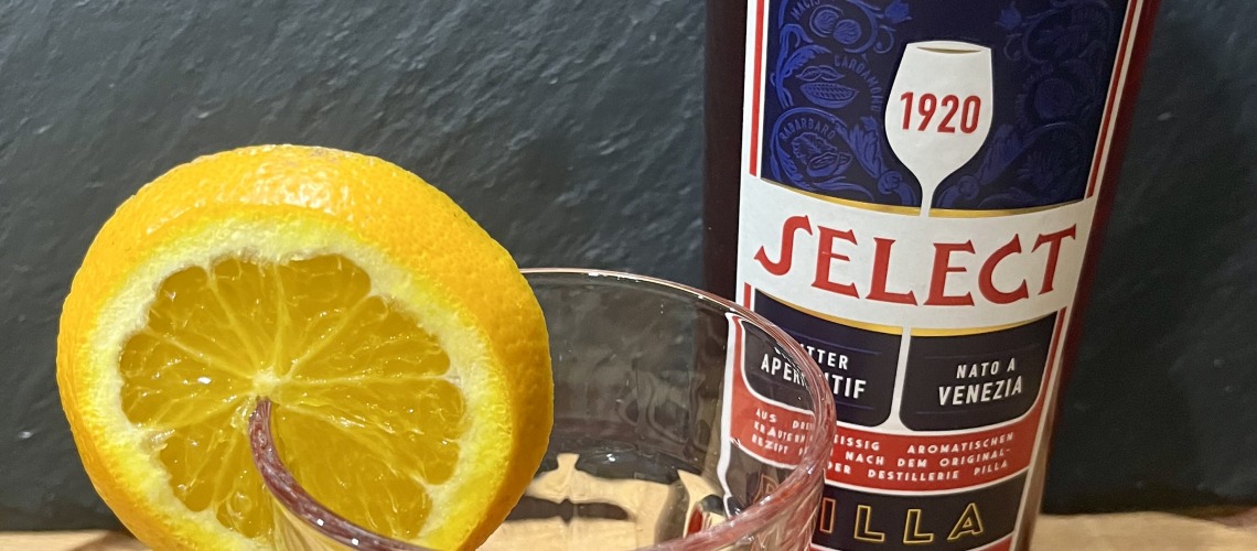 Select italienischer Aperitif