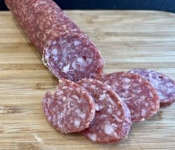 Saucisson d’Ardenne IGP á l’ail