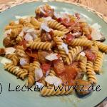 Fussili mit Salsiccia und Paprika-Champignon Sauce
