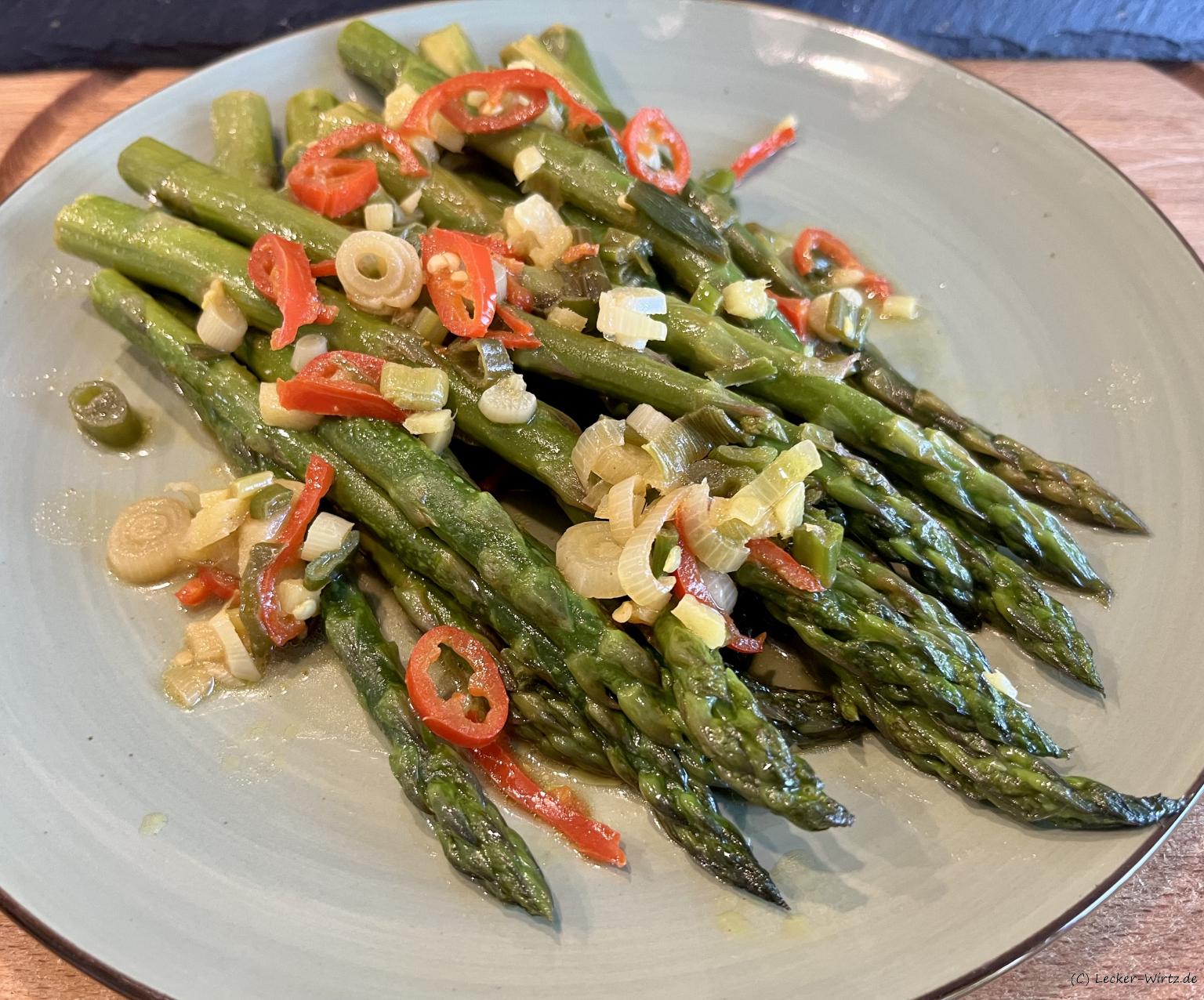 Grüner Spargel asiatisch Grüner Spargel asiatisch