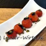 Erdbeeren mit grünem Pfeffer